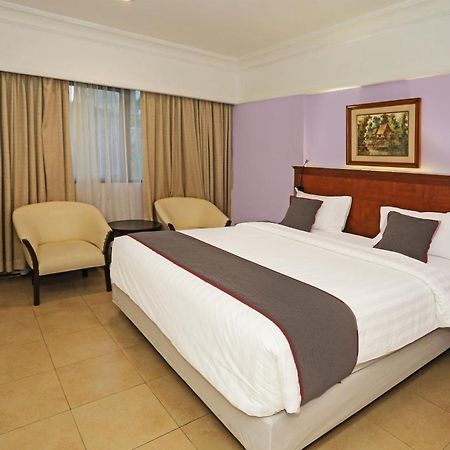 Collection O 91898 Series Hotel Kuningan ジャカルタ エクステリア 写真