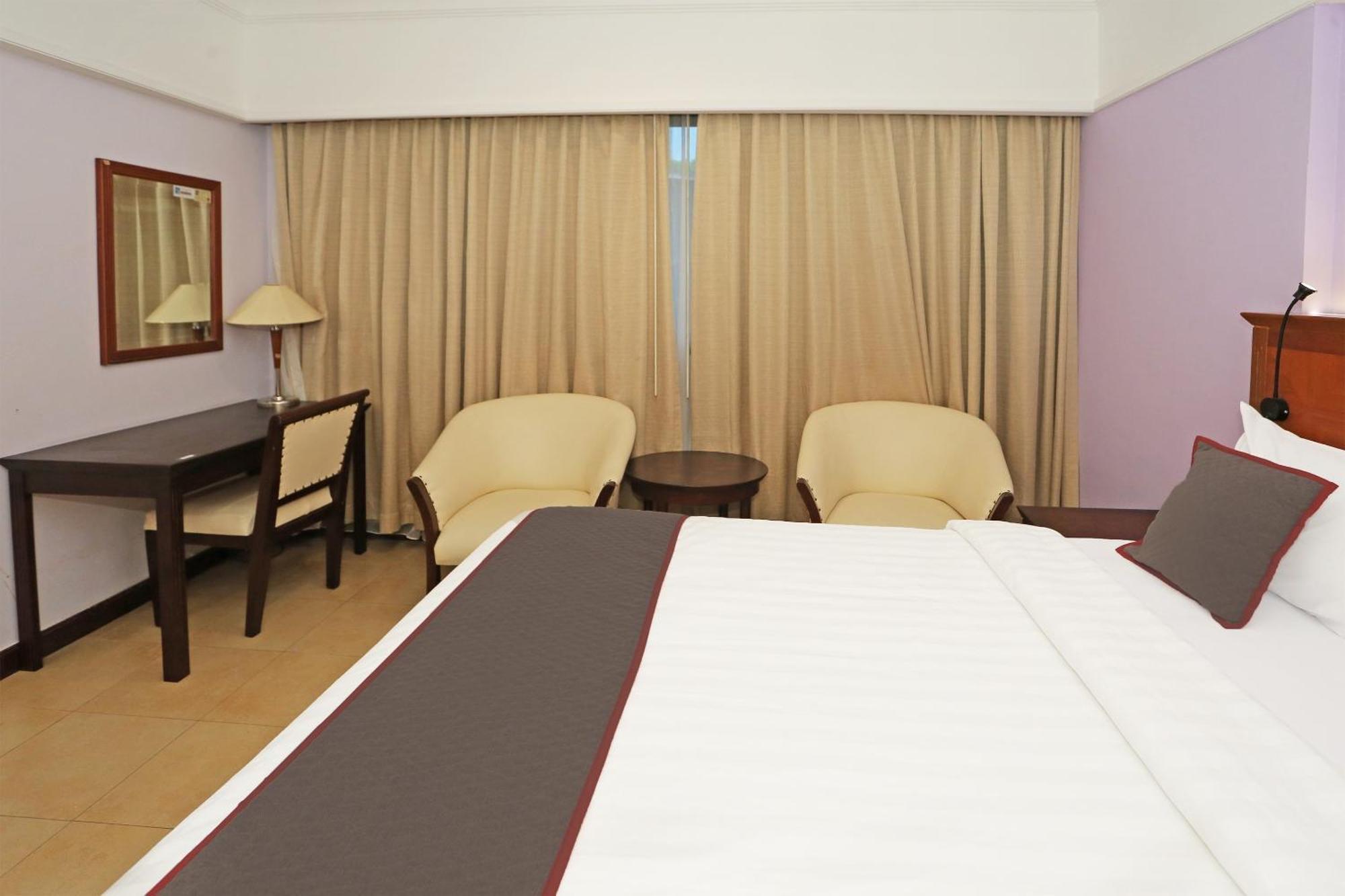 Collection O 91898 Series Hotel Kuningan ジャカルタ エクステリア 写真