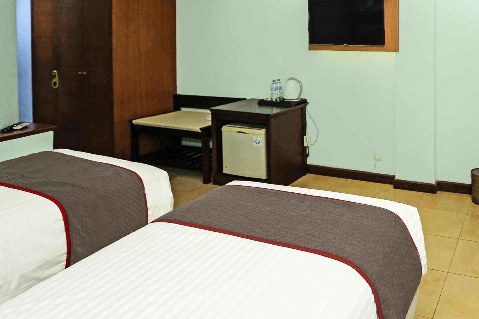 Collection O 91898 Series Hotel Kuningan ジャカルタ エクステリア 写真